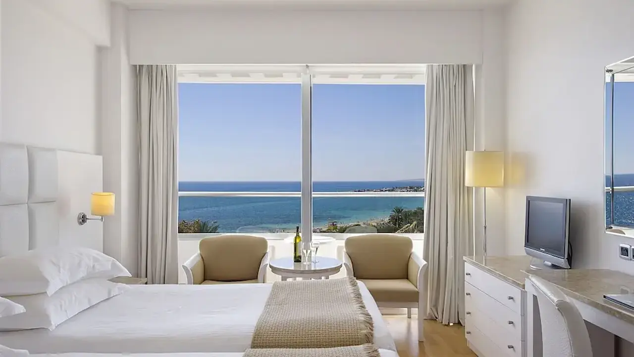 Grecian Sands Hotel