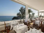 Grecian Sands Hotel
