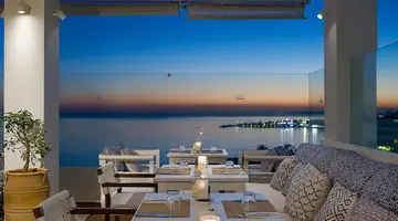 Grecian Sands Hotel