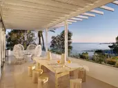 Grecian Sands Hotel