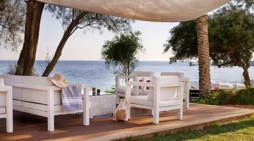 Grecian Sands Hotel