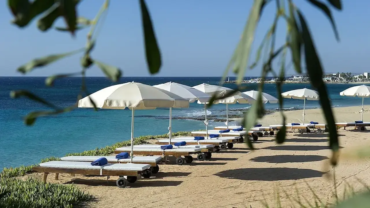 Grecian Sands Hotel