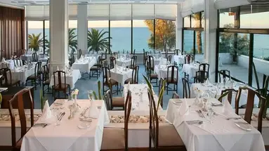 Grecian Sands Hotel
