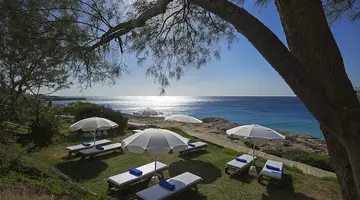 Grecian Sands Hotel
