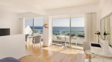 Grecian Sands