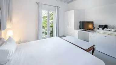 Greco Philia Elia Mykonos