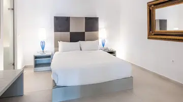 Greco Philia Elia Mykonos