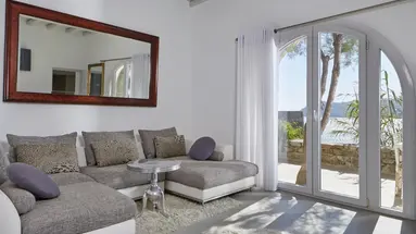 Greco Philia Elia Mykonos
