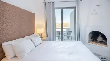 Greco Philia Elia Mykonos