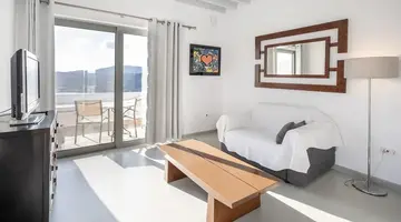 Greco Philia Elia Mykonos