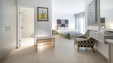 Greco Philia Elia Mykonos