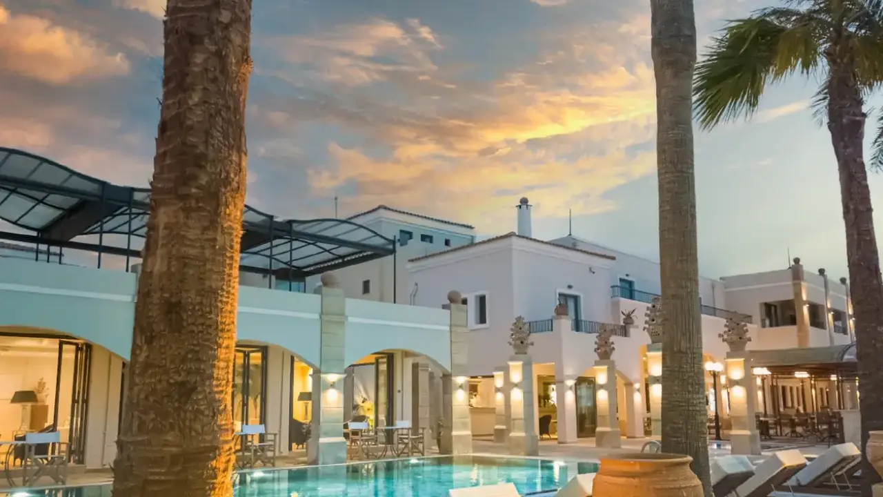 Grecotel Plaza Beach House