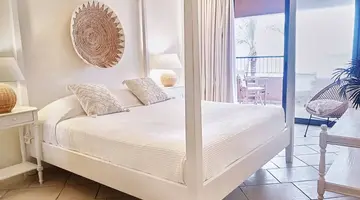 GRECOTEL PLAZA BEACH HOUSE