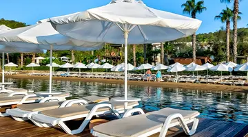 Green Bay Resort & Spa
