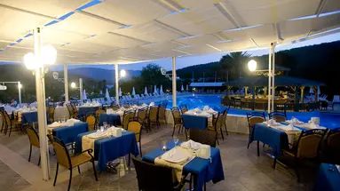 GREEN BAY RESORT & SPA