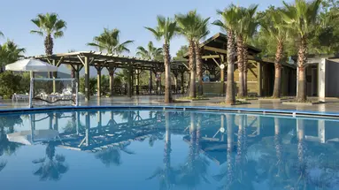 GREEN BAY RESORT & SPA