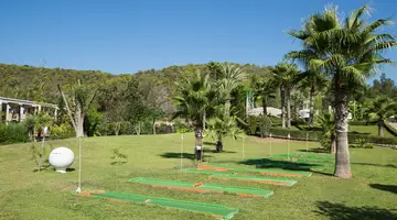 GREEN BAY RESORT & SPA