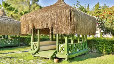 GREEN BAY RESORT & SPA