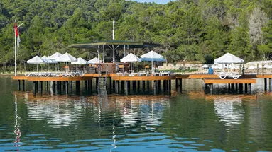 GREEN BAY RESORT & SPA