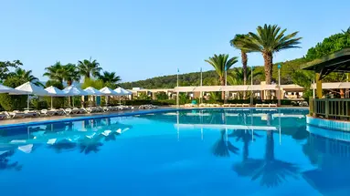 Green Bay Resort & Spa