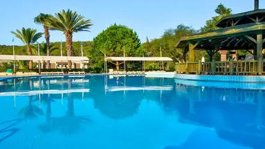 Green Bay Resort & Spa