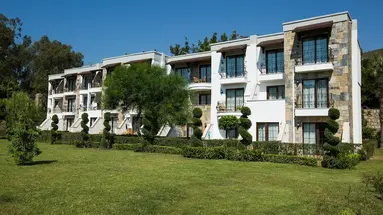GREEN BAY RESORT & SPA