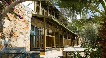 GREEN BAY RESORT
