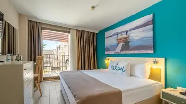 GREEN BAY RESORT
