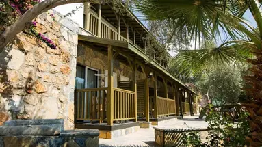 GREEN BAY RESORT