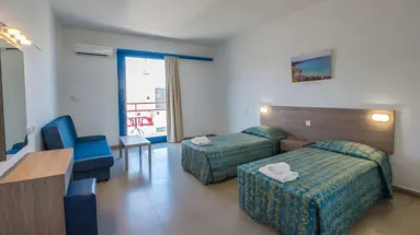Green Bungalows Hotel Apartments