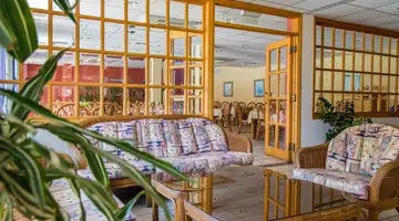 Green Bungalows Hotel Apartments