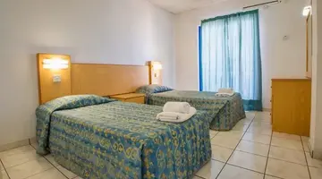 Green Bungalows Hotel Apartments