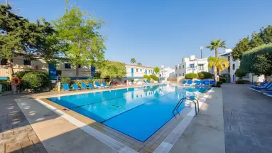 Green Bungalows Hotel Apartments