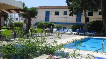Green Bungalows Hotel Apartments