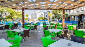 Green Bungalows Hotel Apartments