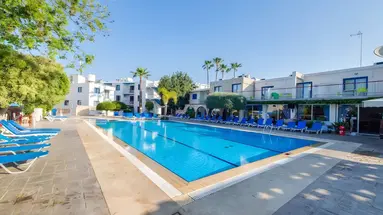 Green Bungalows Hotel Apartments