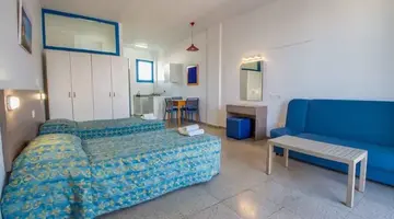 Green Bungalows Hotel Apartments