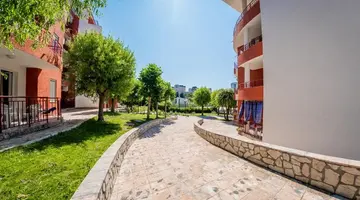 Green Fort Noks Apartments