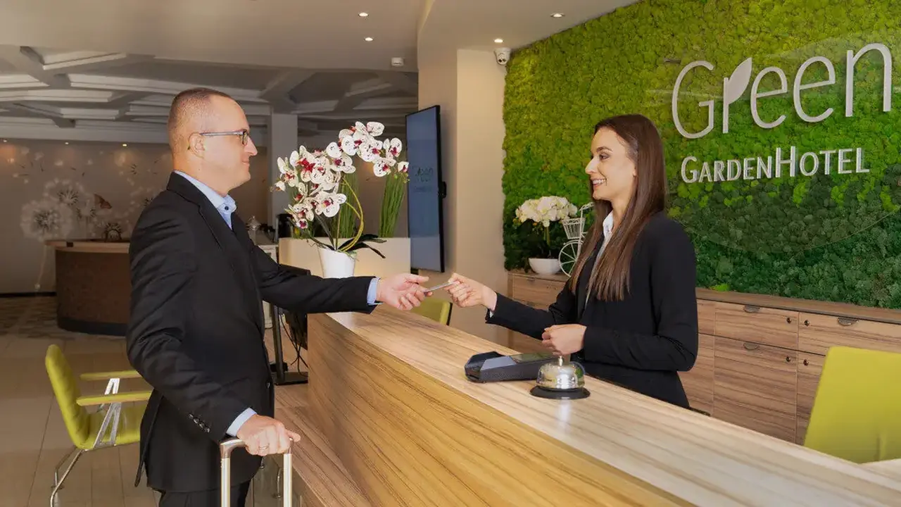 Green Garden Hotel