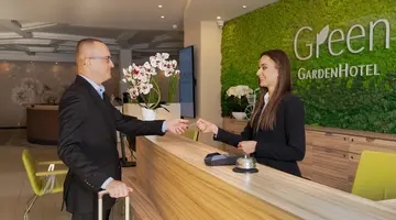 Green Garden Hotel