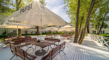 Green Garden Hotel