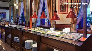 Green Garden Hotel