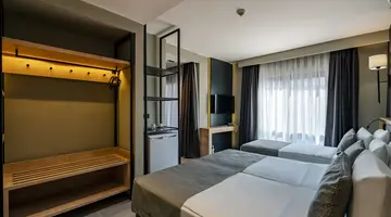 GREEN GARDEN RESORT HOTEL