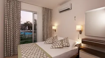 GREEN GARDEN RESORT HOTEL