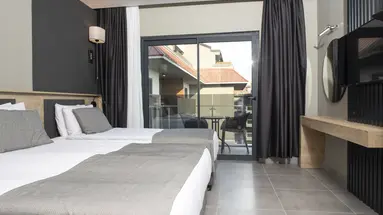 GREEN GARDEN RESORT HOTEL