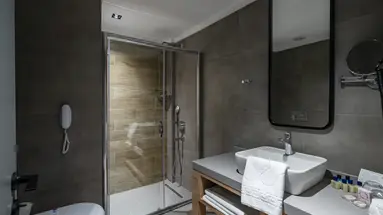 GREEN GARDEN RESORT HOTEL