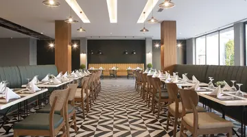 GREEN GARDEN RESORT HOTEL