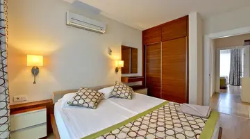 GREEN GARDEN RESORT HOTEL