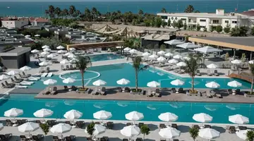 GREEN GARDEN RESORT & SPA HOTEL