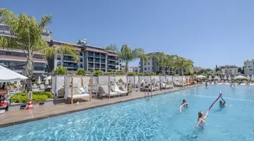 GREEN GARDEN RESORT & SPA
